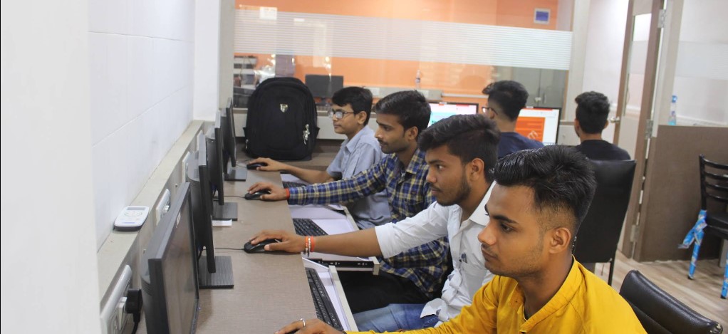 Institute Indoor 3